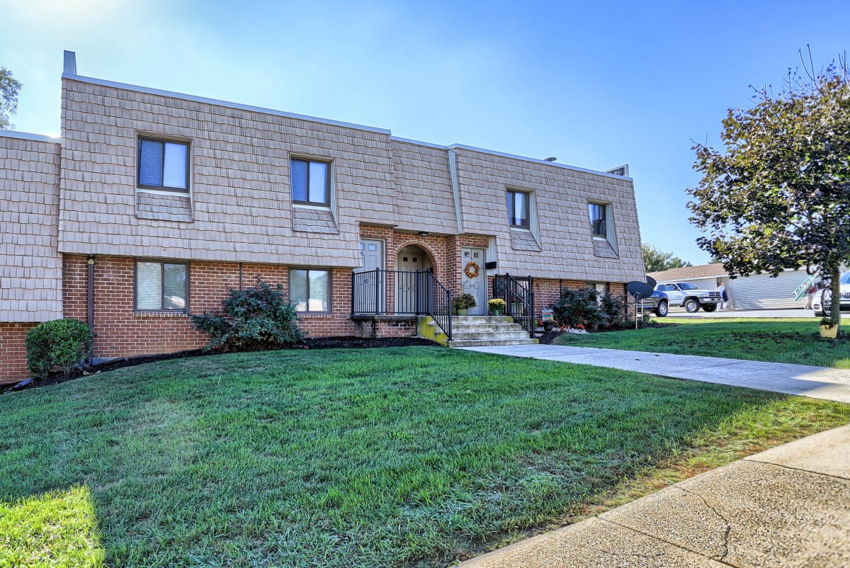 Shippensburg, PA Apartment Photo Gallery Chateau Terrace